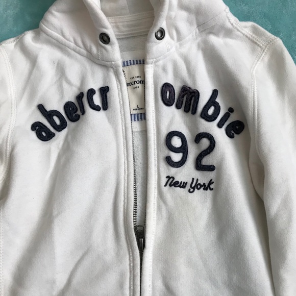 Abercrombie and Fitch sweater. - Picture 2 of 3